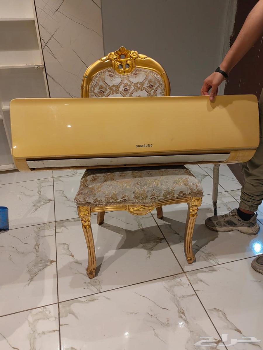 2 مكيف اسبليت داخلية مع خارجية64412089568641111