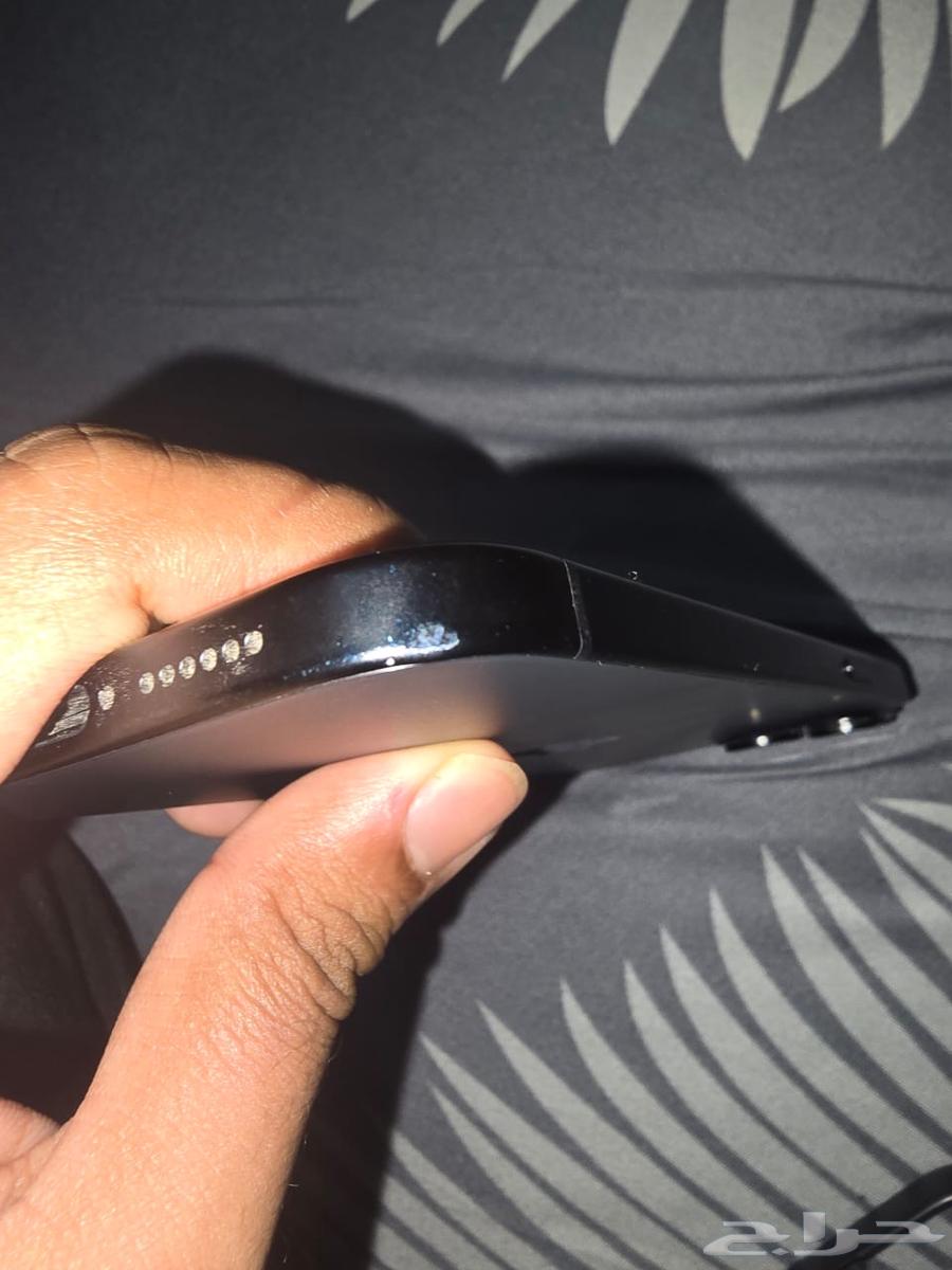 iPhone 15 plus64411297550465113