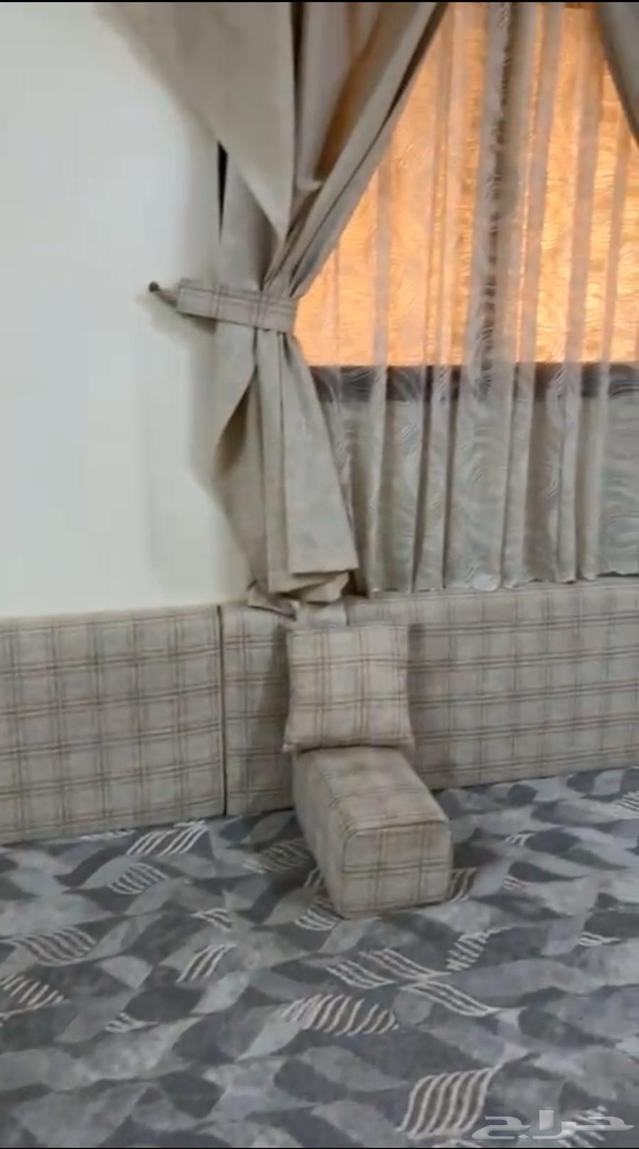 Serving tables and complete trolley64415249032579111