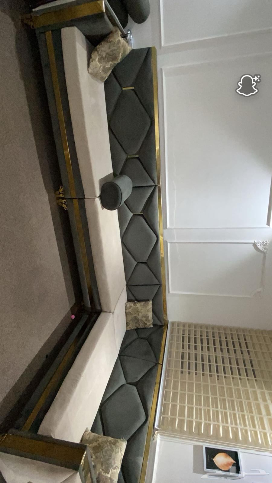 New sofa, light use, nothing wrong with it64419051740418110