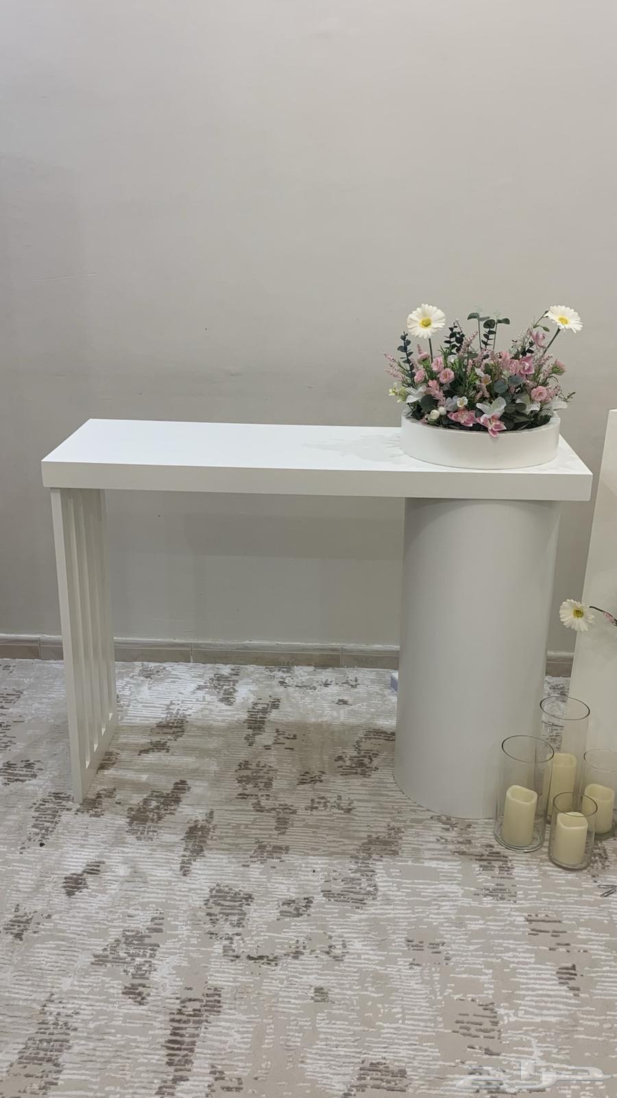 Reception table64415572323715112