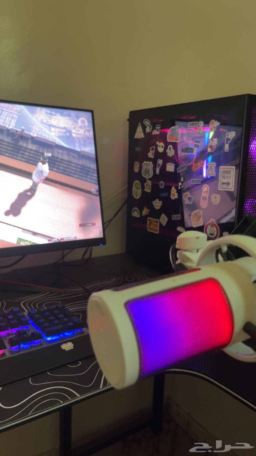 Hello, I'm offering you a PC device that I've used for 5 months64415303155714111