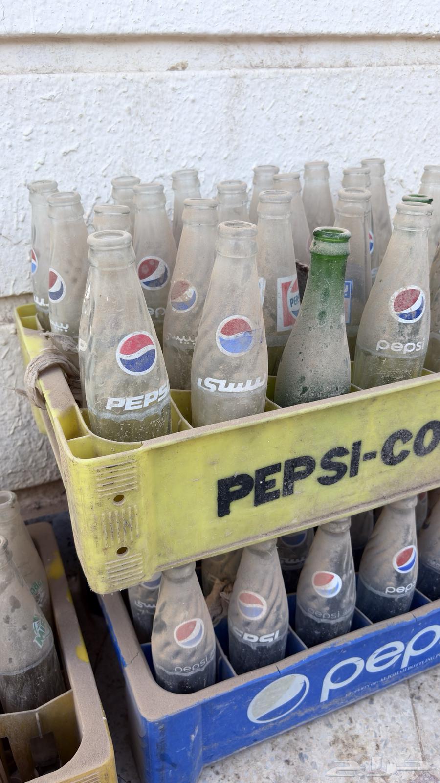 علب بيبسي وميراندا وسفن اب قديمه قزاز64415961200259114