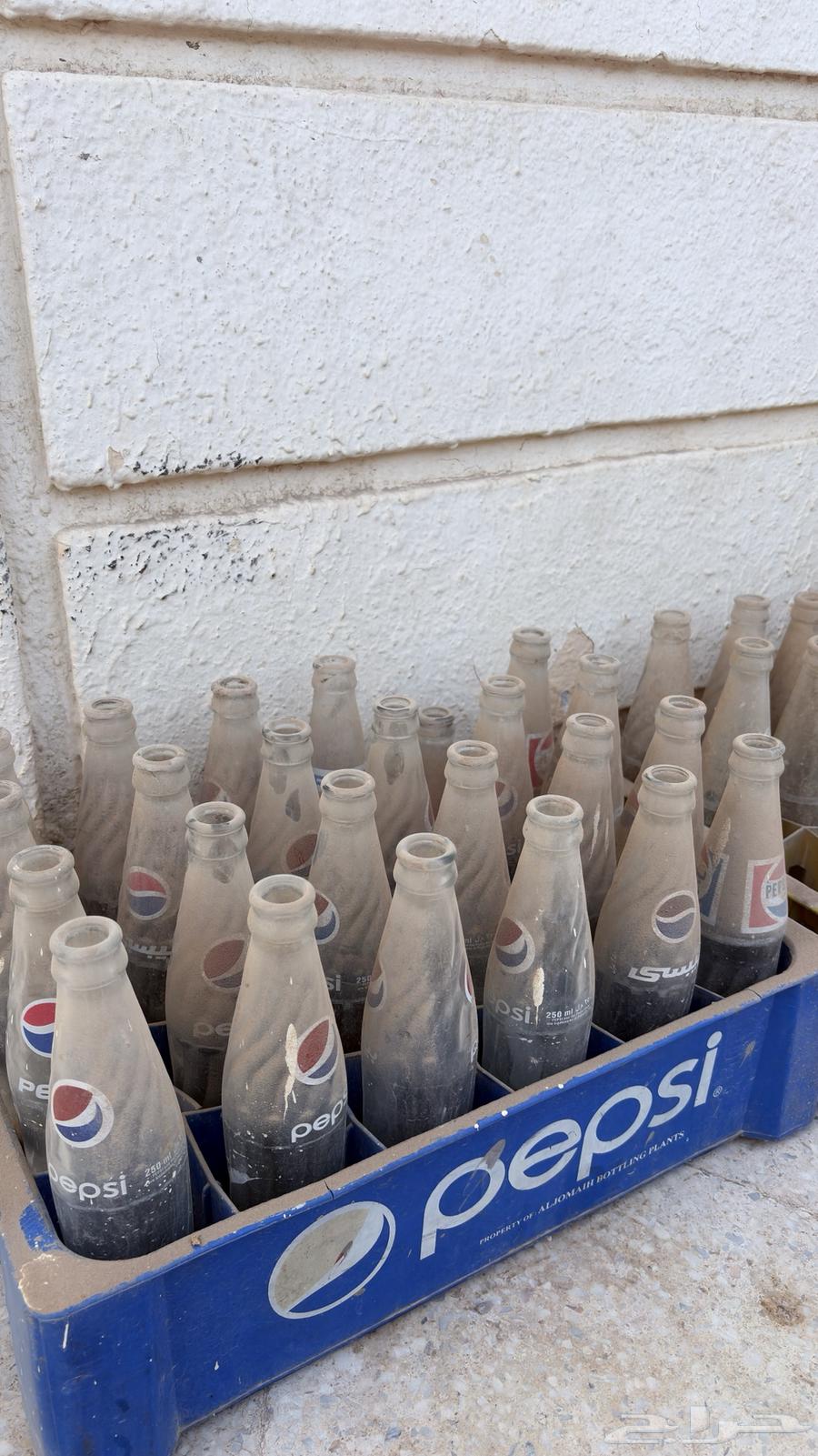 علب بيبسي وميراندا وسفن اب قديمه قزاز64415961200259112