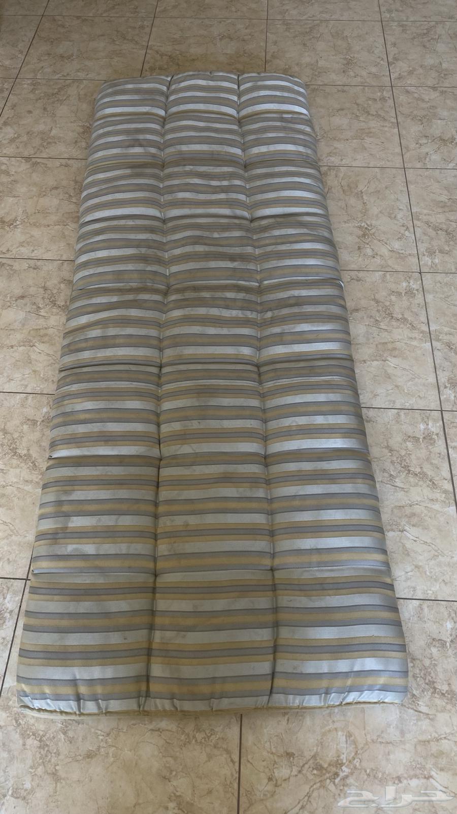 جلسات ارضيه داخليه وخارجيه64415384280451112