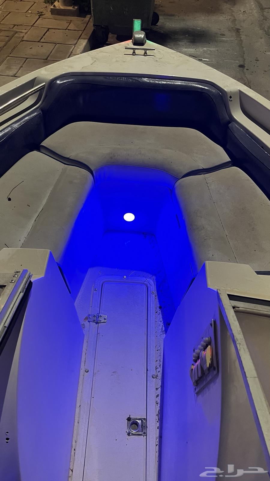 قارب بوت للبيع نظيف مكاين جديدة64417971927681114