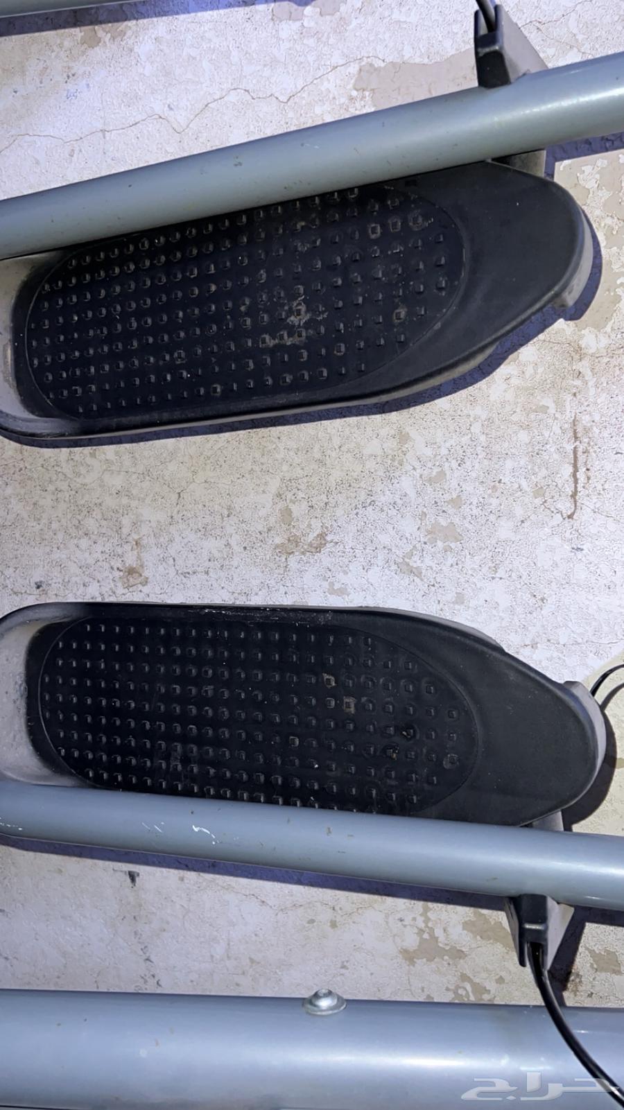 جهاز المشي الهوائي( Glider Exercise) شبه جديد64417972008321112