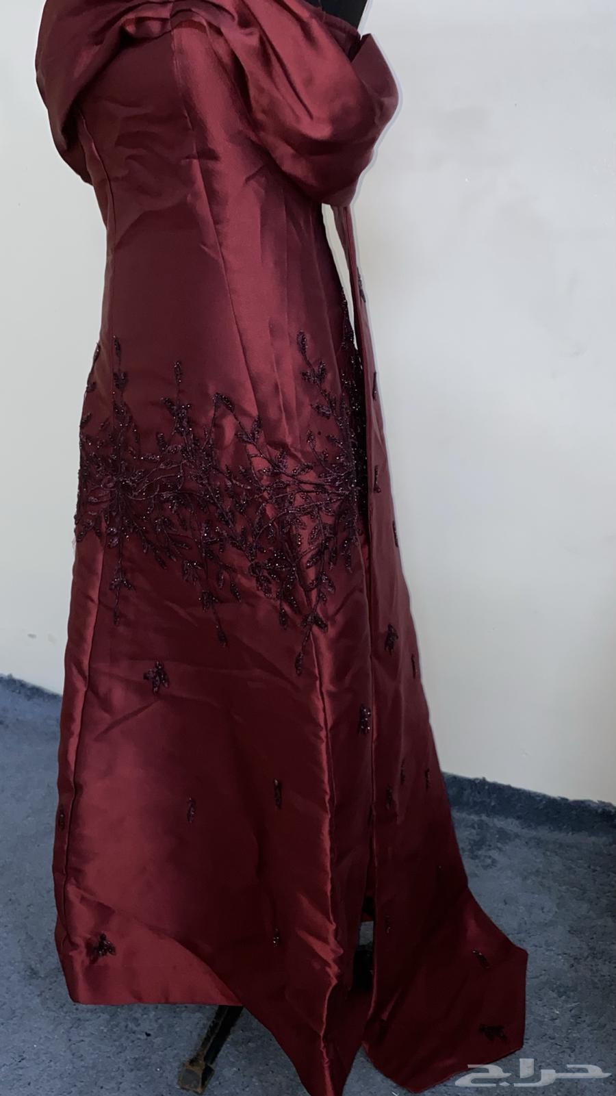 In how many colors64415706162306111