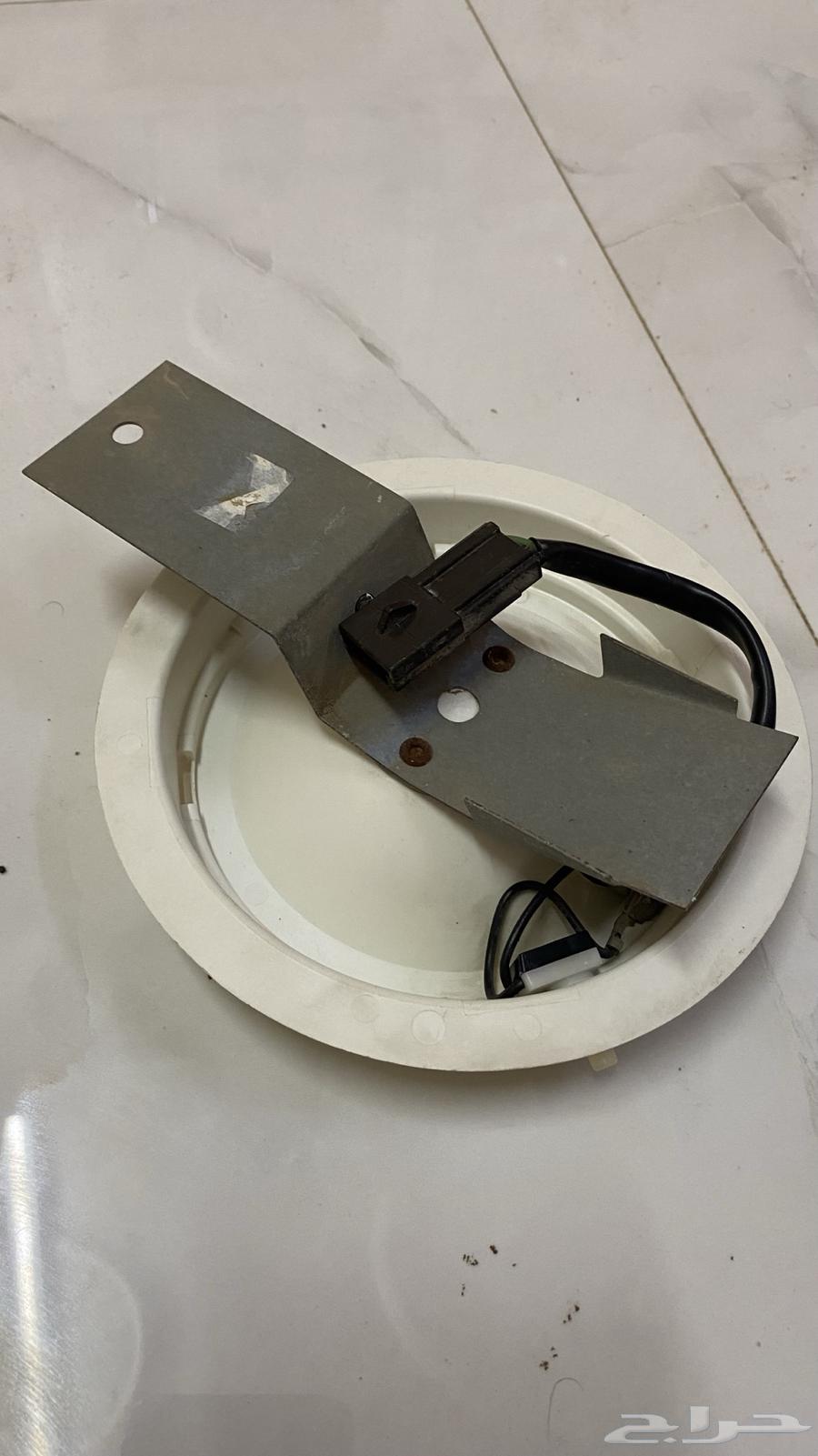 لمبة سقف فورد بوليسي64569247810946111