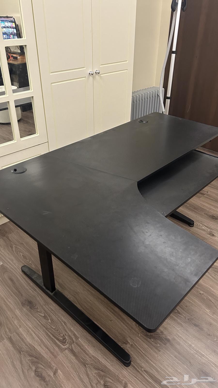 طاولة قيمنق64416241063683111