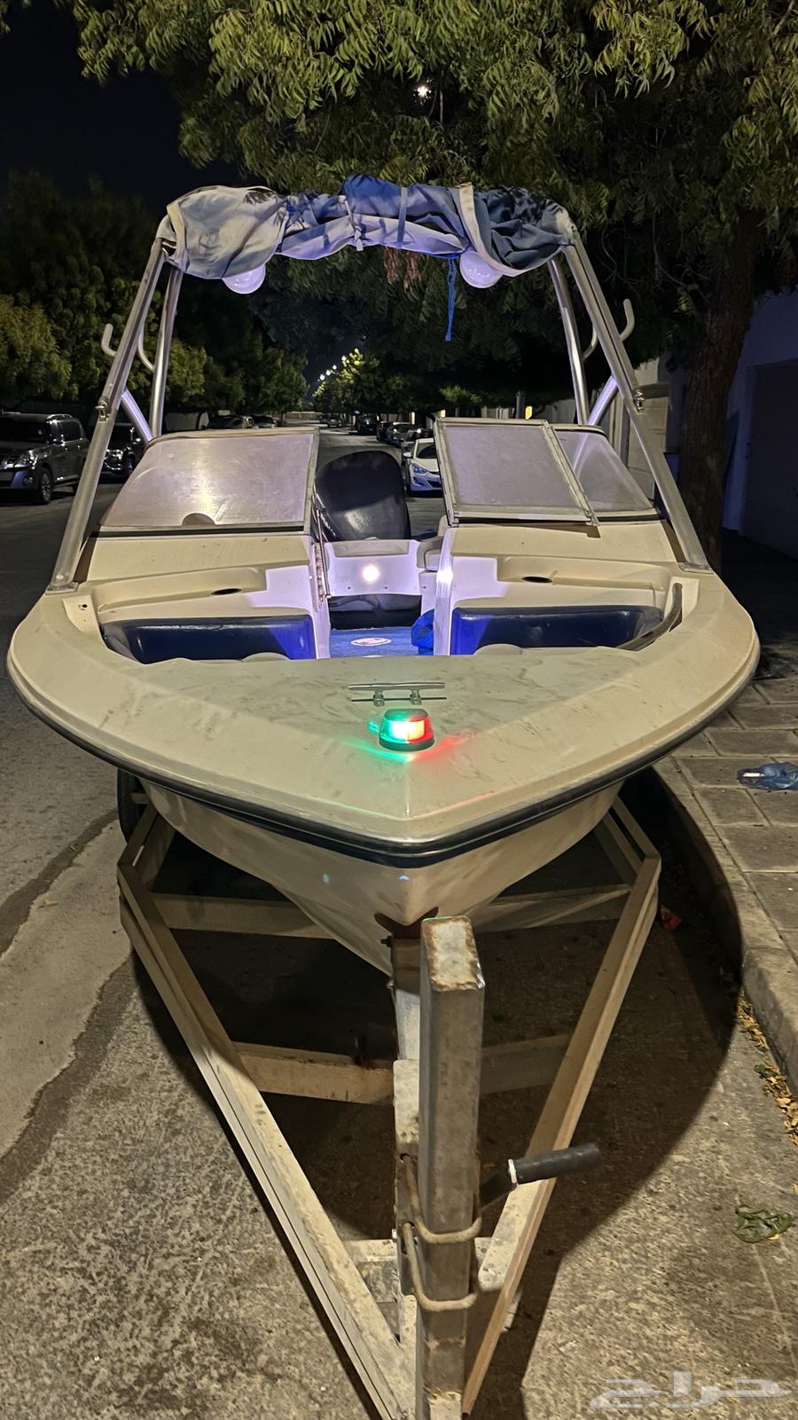 قارب بوت للبيع نظيف مكاين جديدة64417971927681111