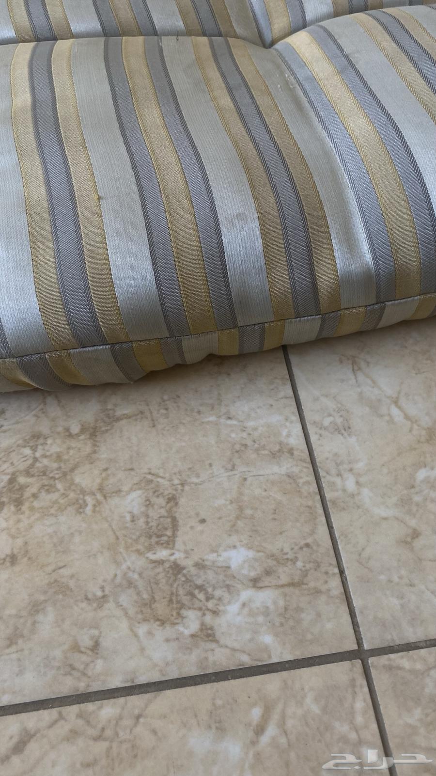 جلسات ارضيه داخليه وخارجيه64415384280451113