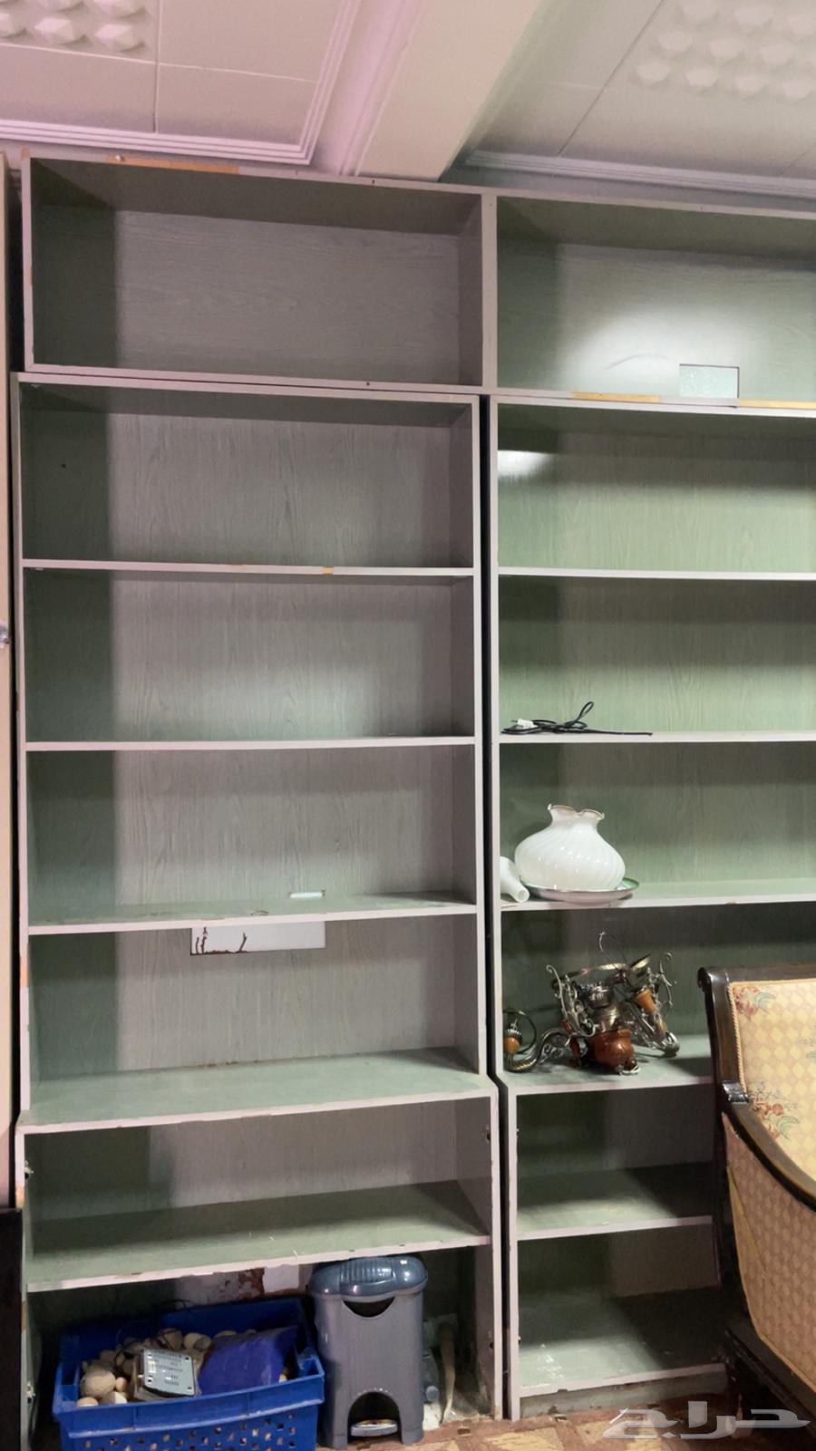 للبيع مكتبة دواليب كامله خشب جيد64416558207489110