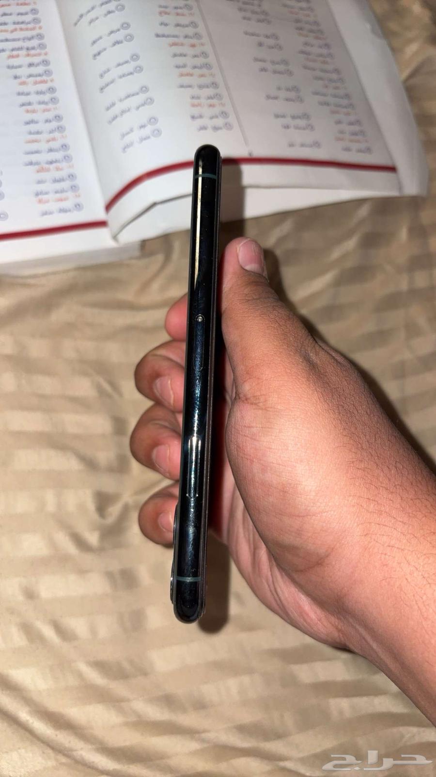 3 ايفونات للبيع64418797673475112