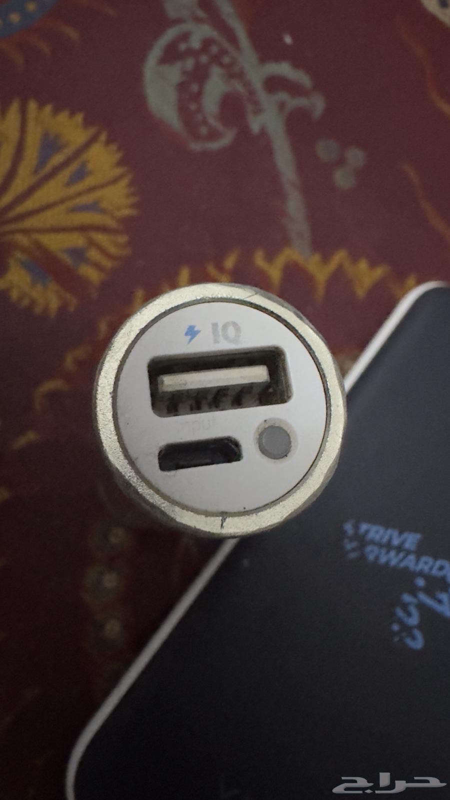 شواحن متنقلة (2 باور بانك)للبيع64416014657026111