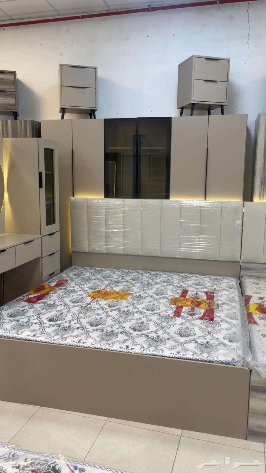 A new bed for a month64415814372482110