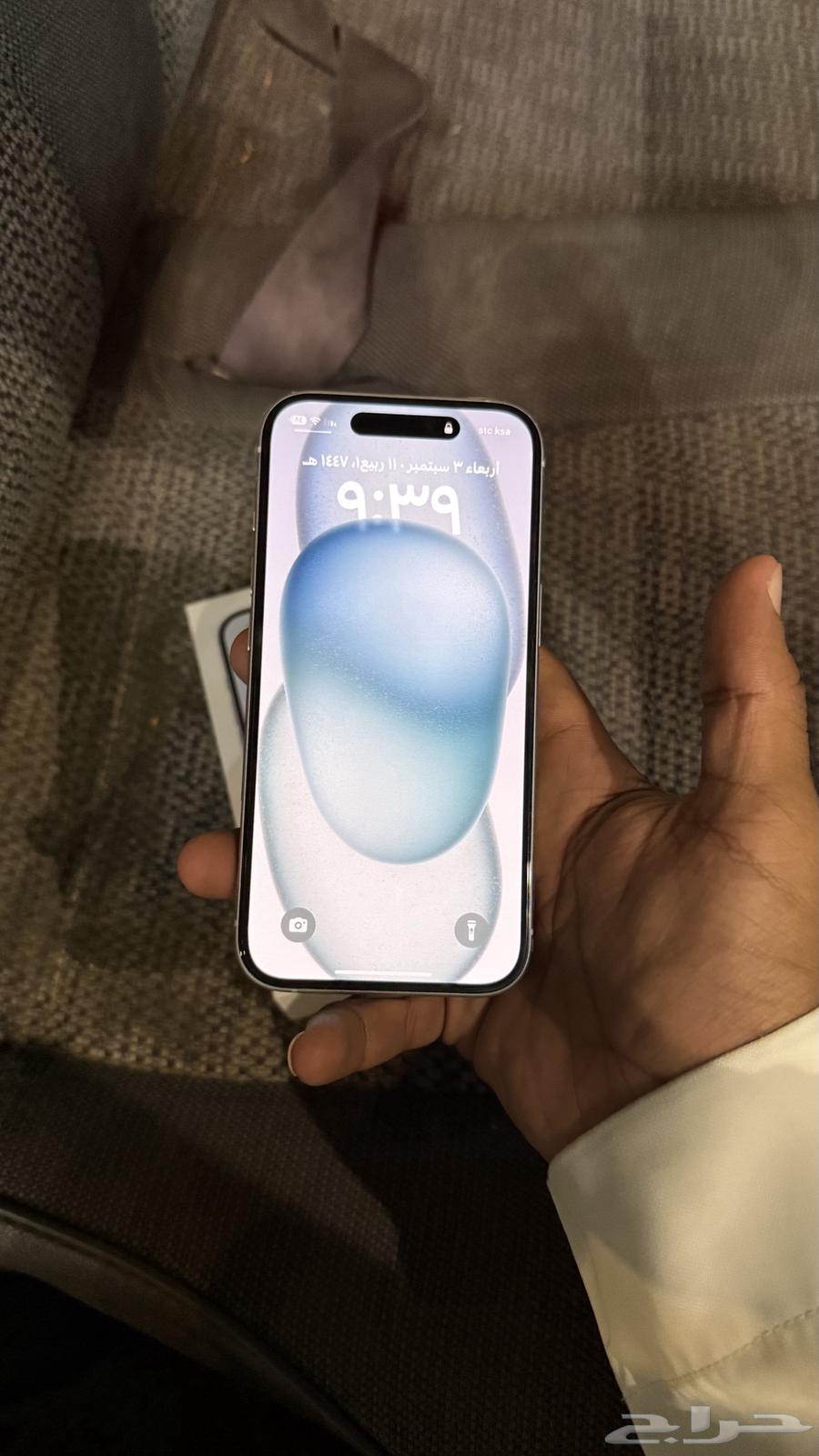 جوال 15 عادي سماوي وكااله ماقد انفك سليم من الدقات والخدوش64418431348225110