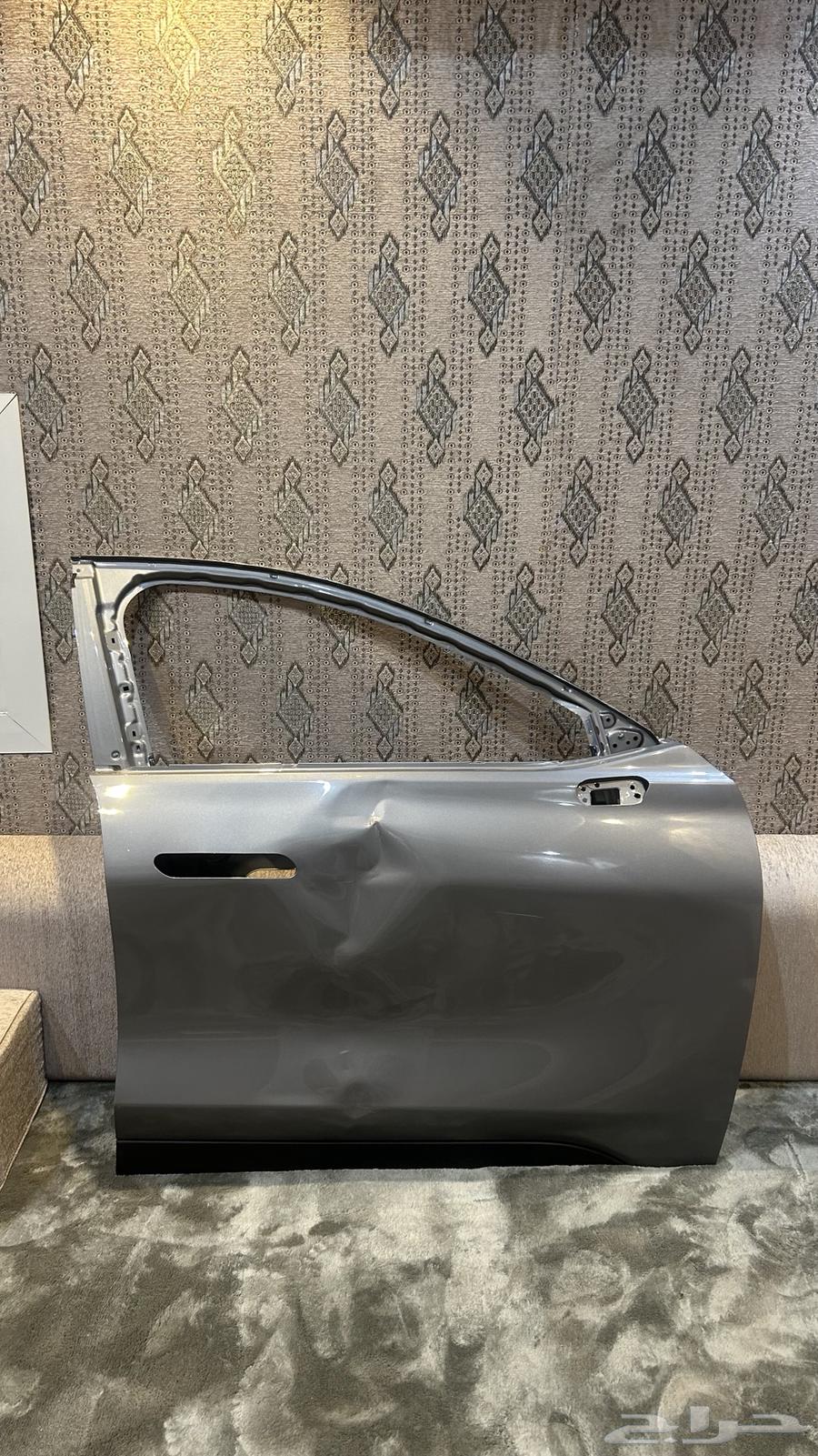 باب معاون تورس 202564577304435073110