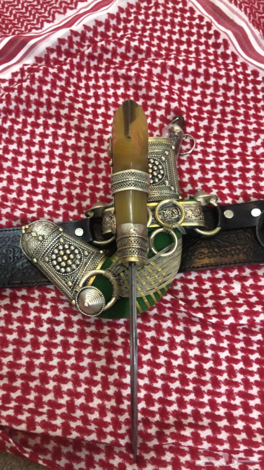 جنبيه شبيه الزراف64417549480706112