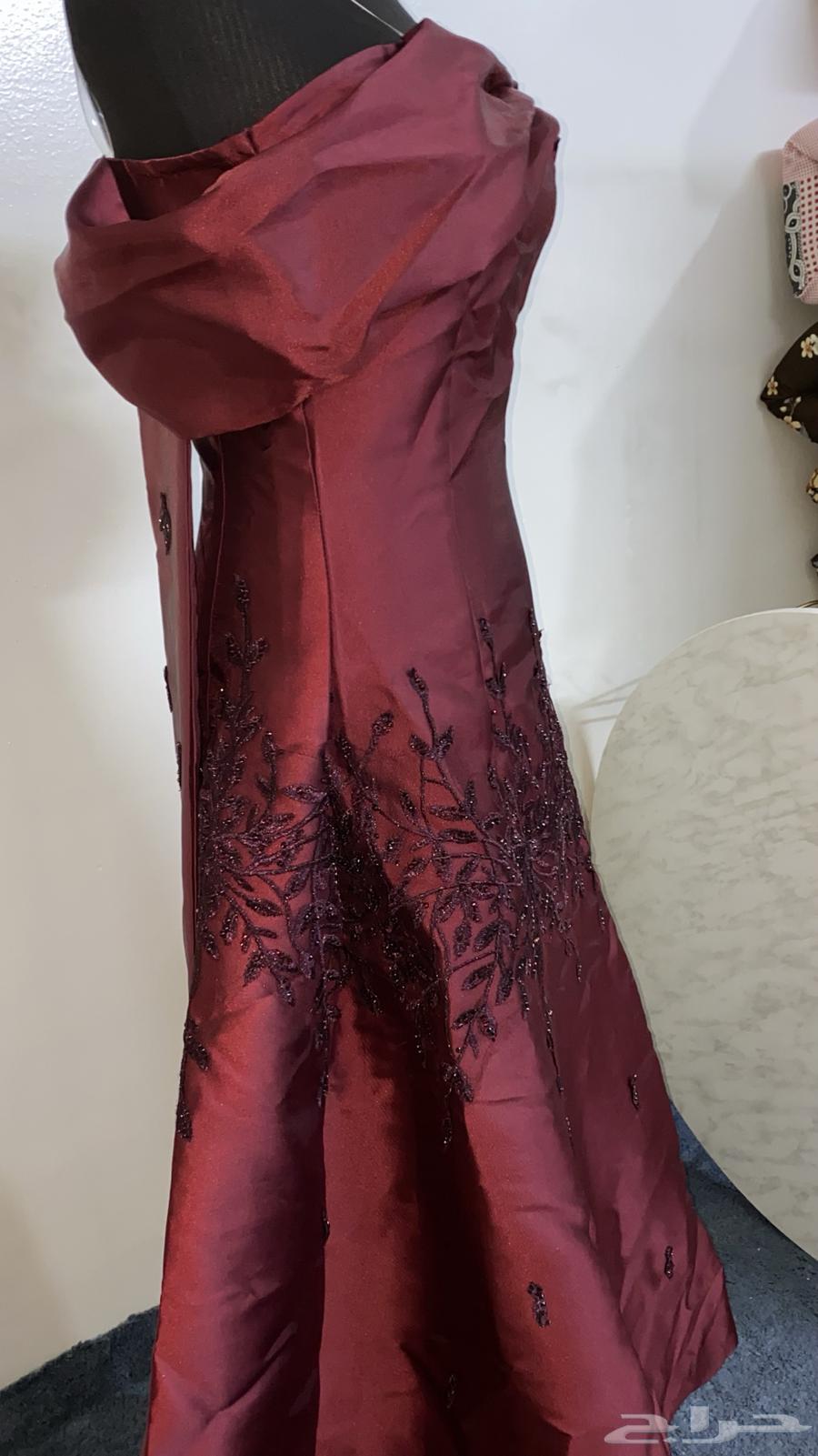 In how many colors64415706162306112