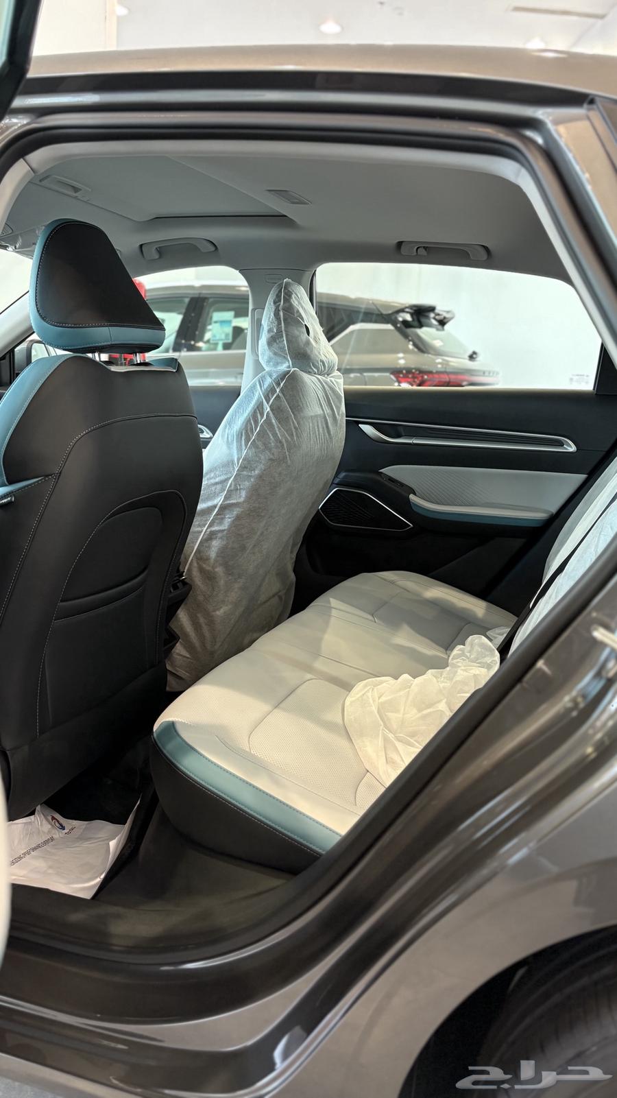 جيلي اميقراند الفل 2025 بسعر مميز لفتره محدوده64576171912961114