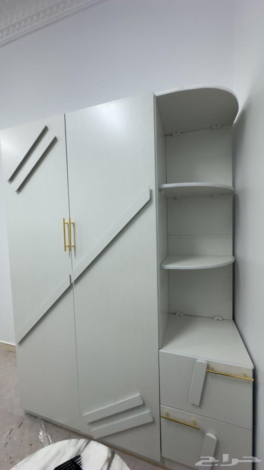 دولاب64412856539138110