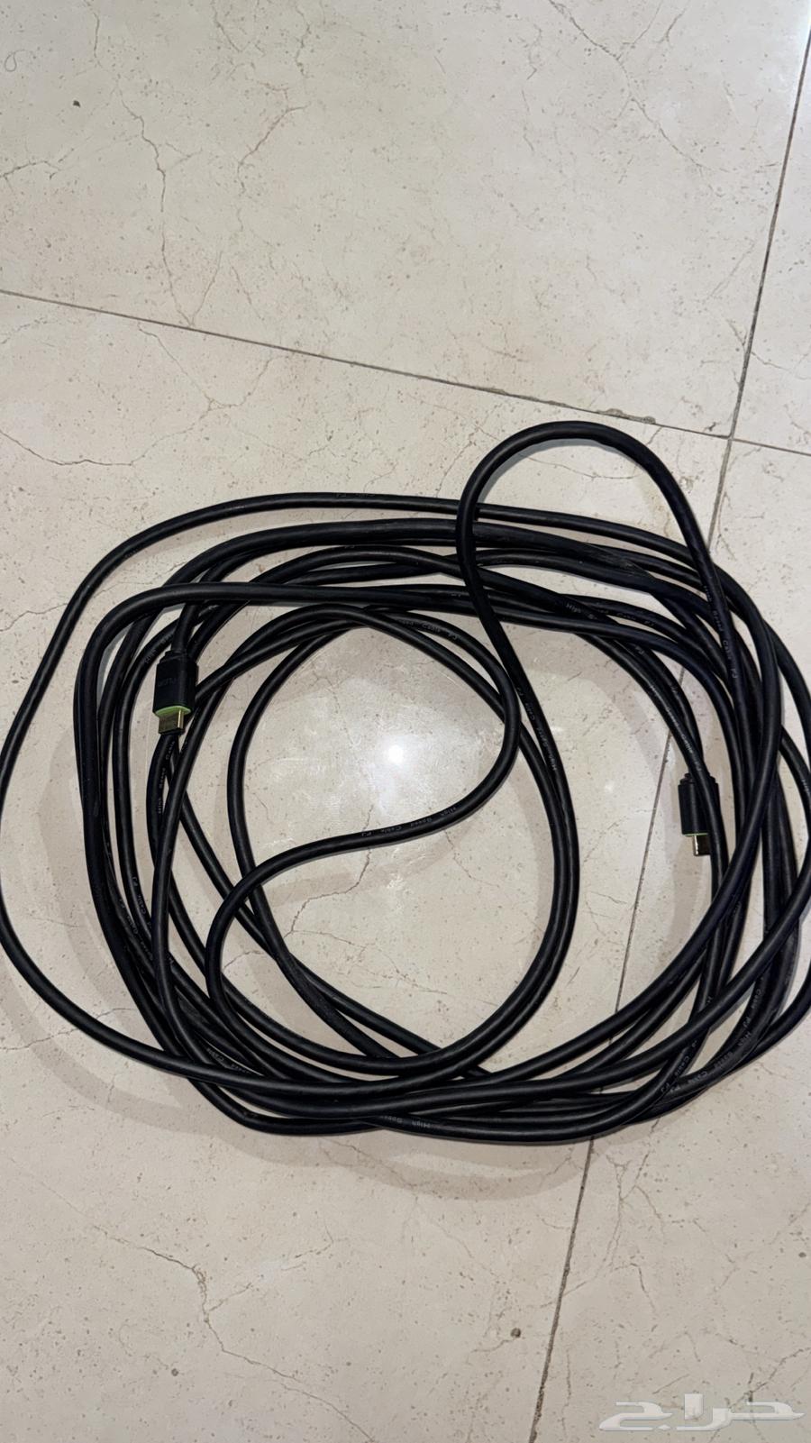 بروجكتر شبه جديد للبيع64413438371841112