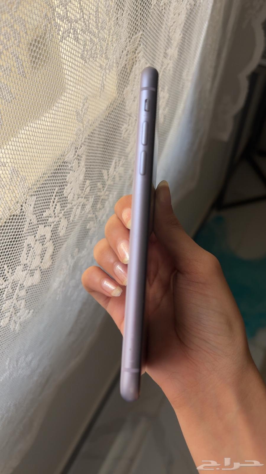 New iPhone 11 with no band issues, no software problems, never unlocked or repaired64415235508353112