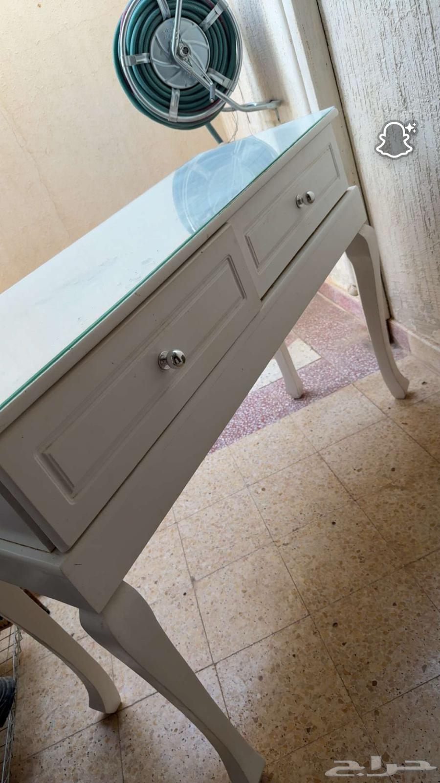 فرشه جديده  تسريحه غرفه استخدام نظيف64413438381185110