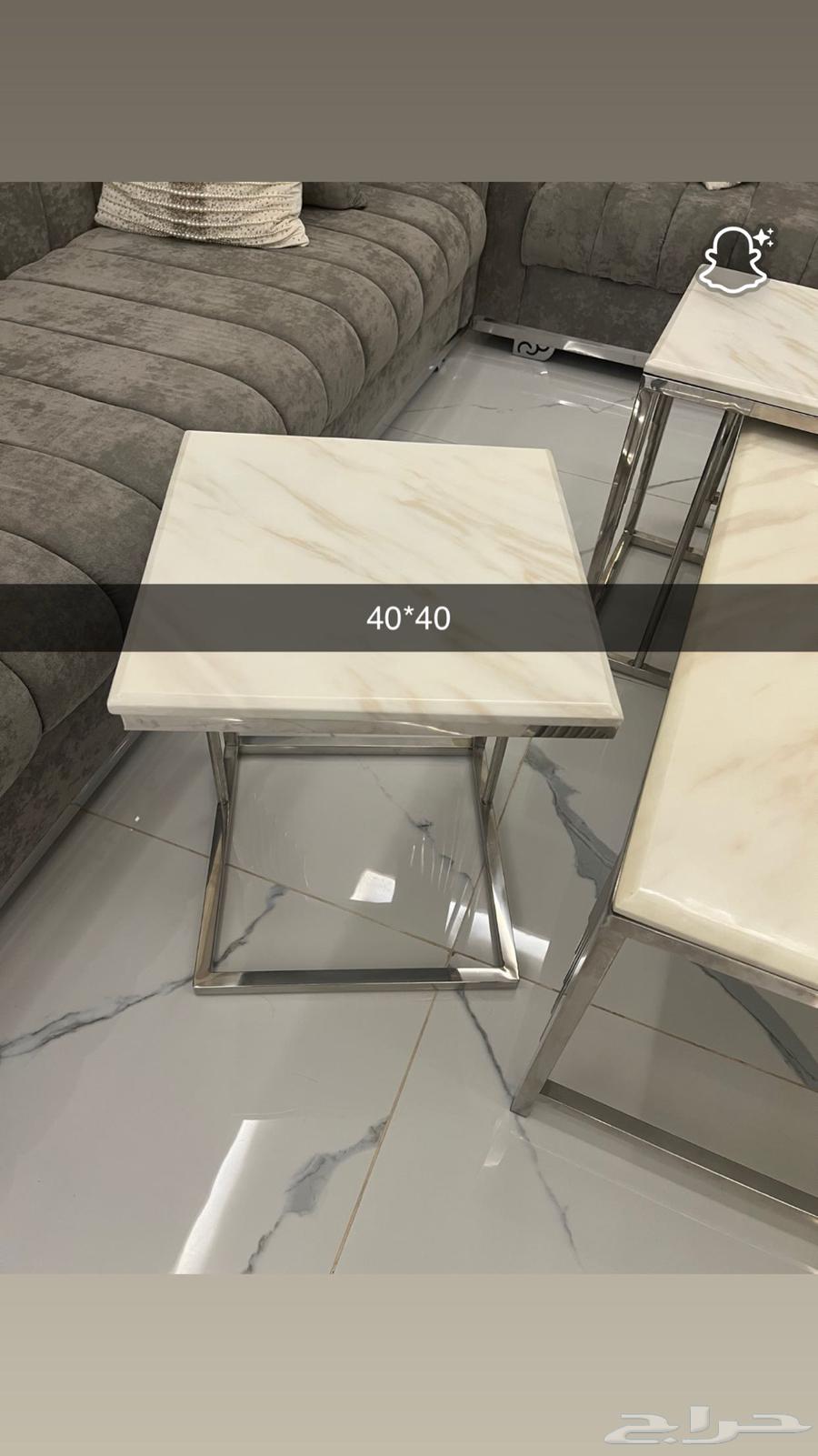 طاولة مجلس كبيرة واربع خدمة64417292407681111