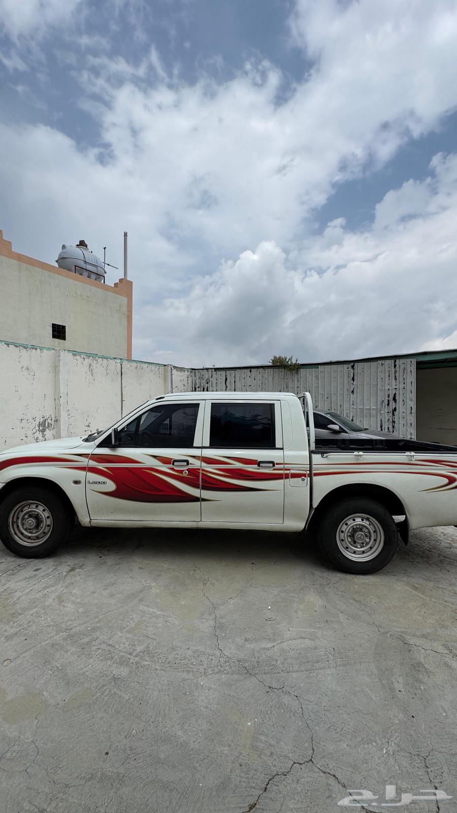 للبيع متسوبيشي 200L حوض64615374437762110