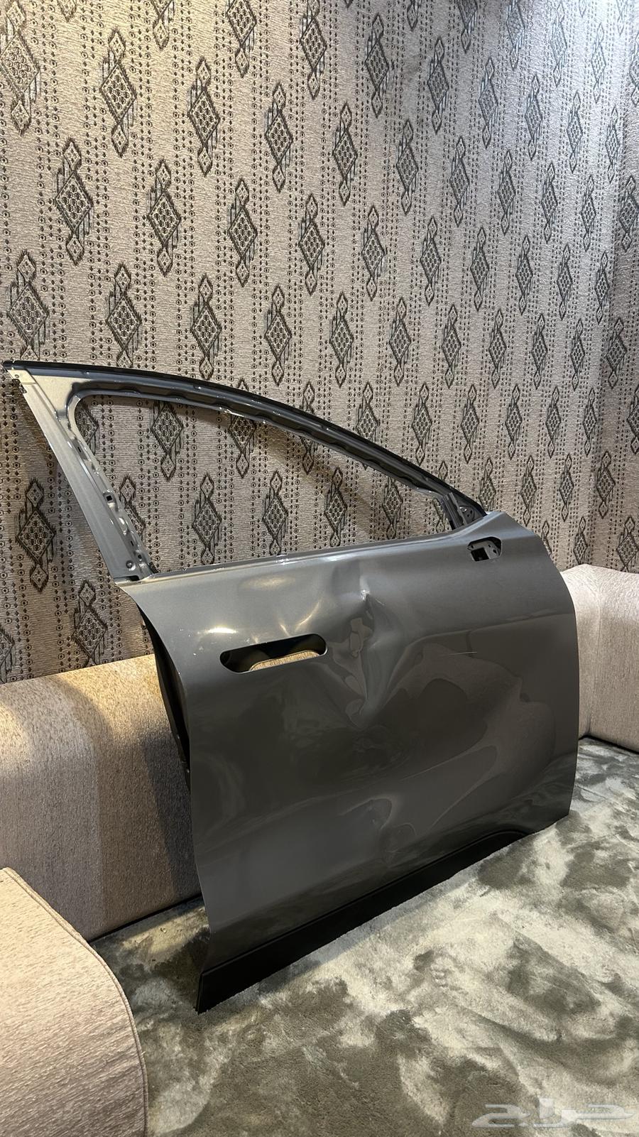 باب معاون تورس 202564577304435073112