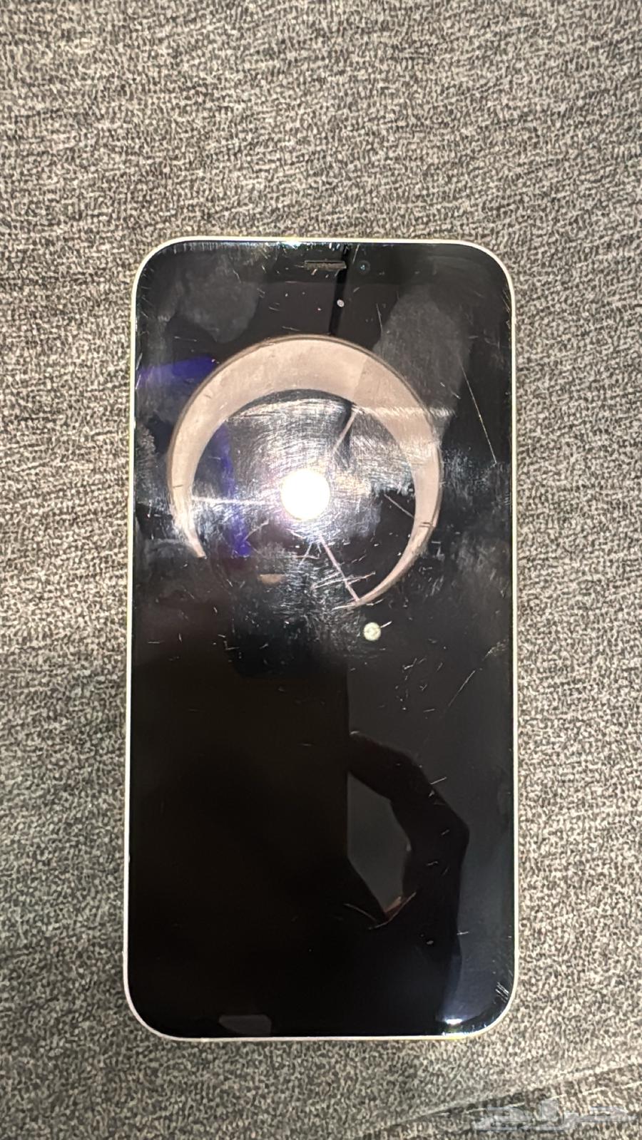 ايفون 12 اللون الابيض64416690409090110