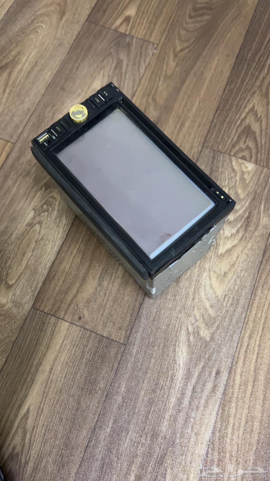 للبيع شاشه سياره64575739827073110