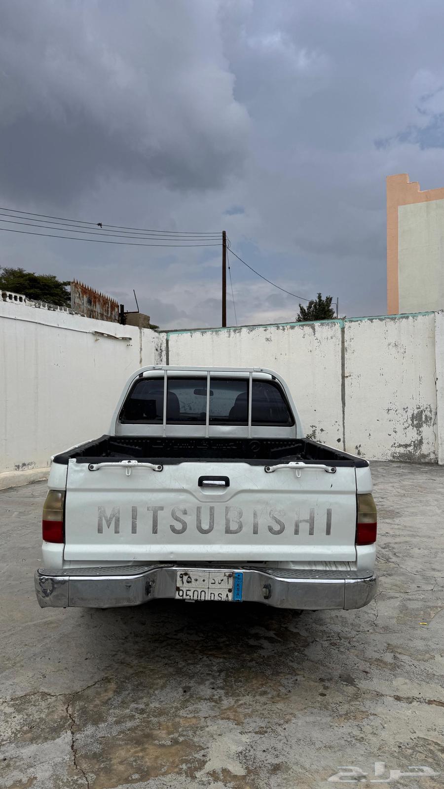 للبيع متسوبيشي 200L حوض64615374437762113