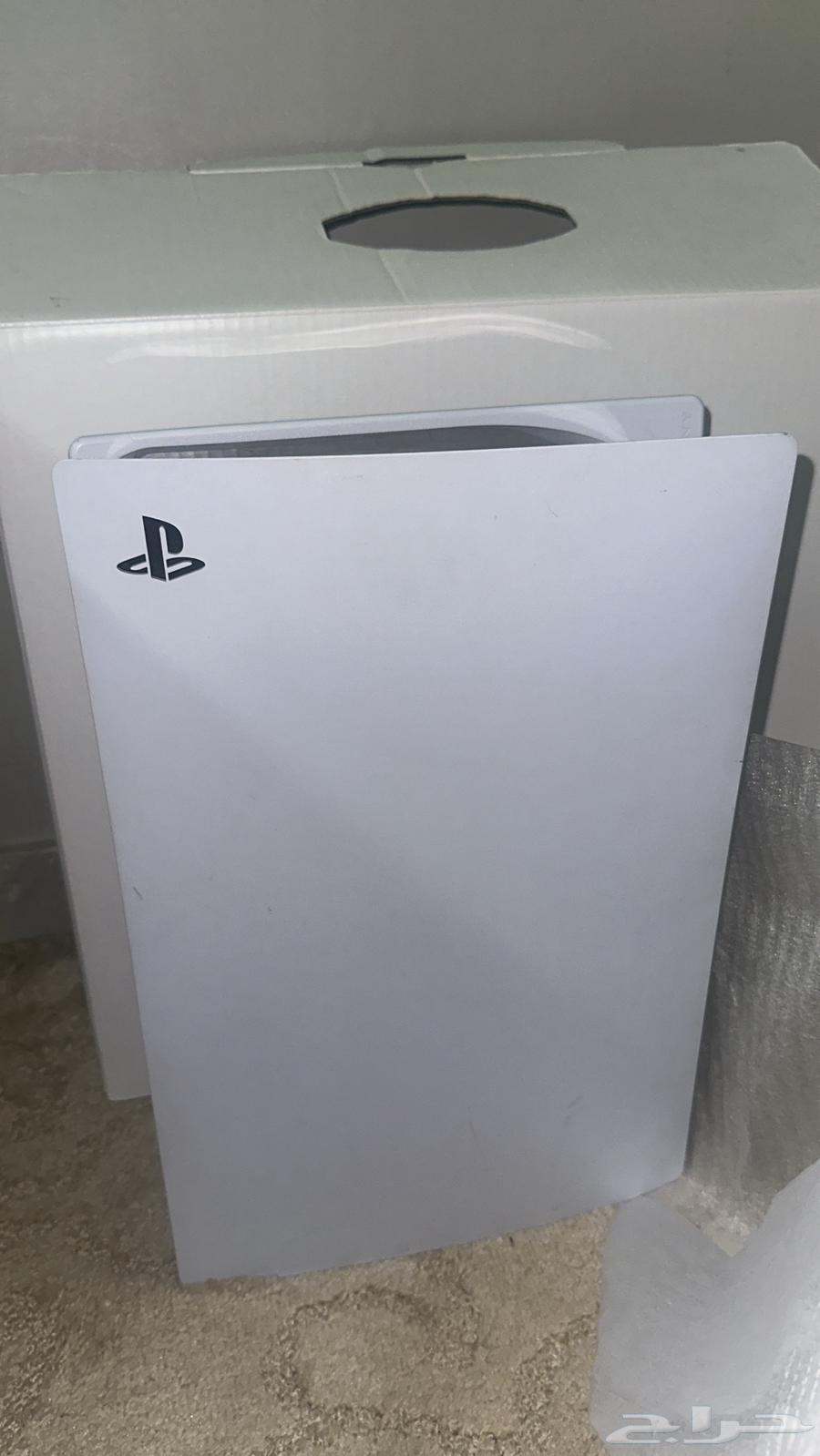 سلام عليكم   بلاستيشن 5 للبيع الحد 900 ريال (بدون يد)64418770852482111