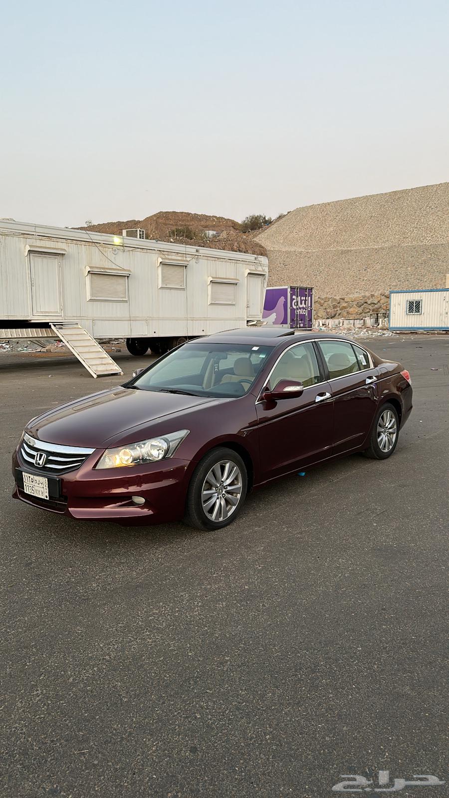 هوندا اكورد 201264577922247553111