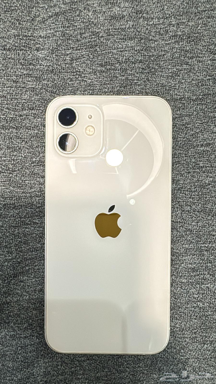 ايفون 12 اللون الابيض64416690409090113