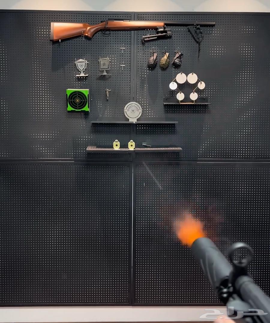 كاتم Tracer بإيحاء ناري ودخاني64413719347587111