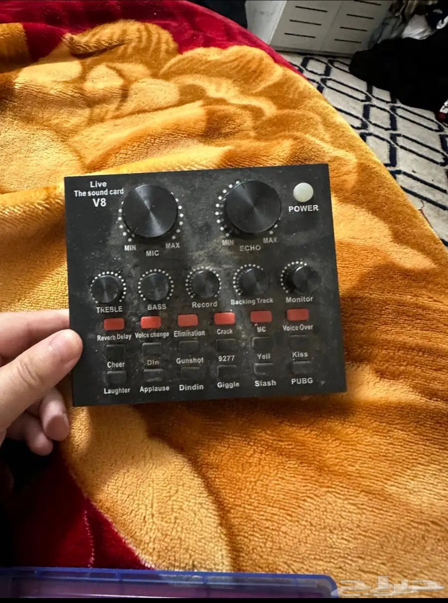 Storage 1 tera and broken V8, sale clean64417807621634111