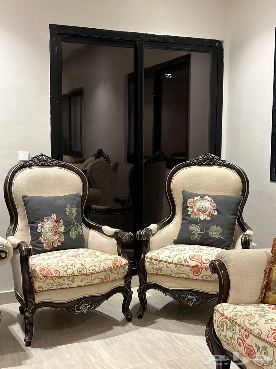 Sofas from Al-Mutlaq Furniture64413016899329111