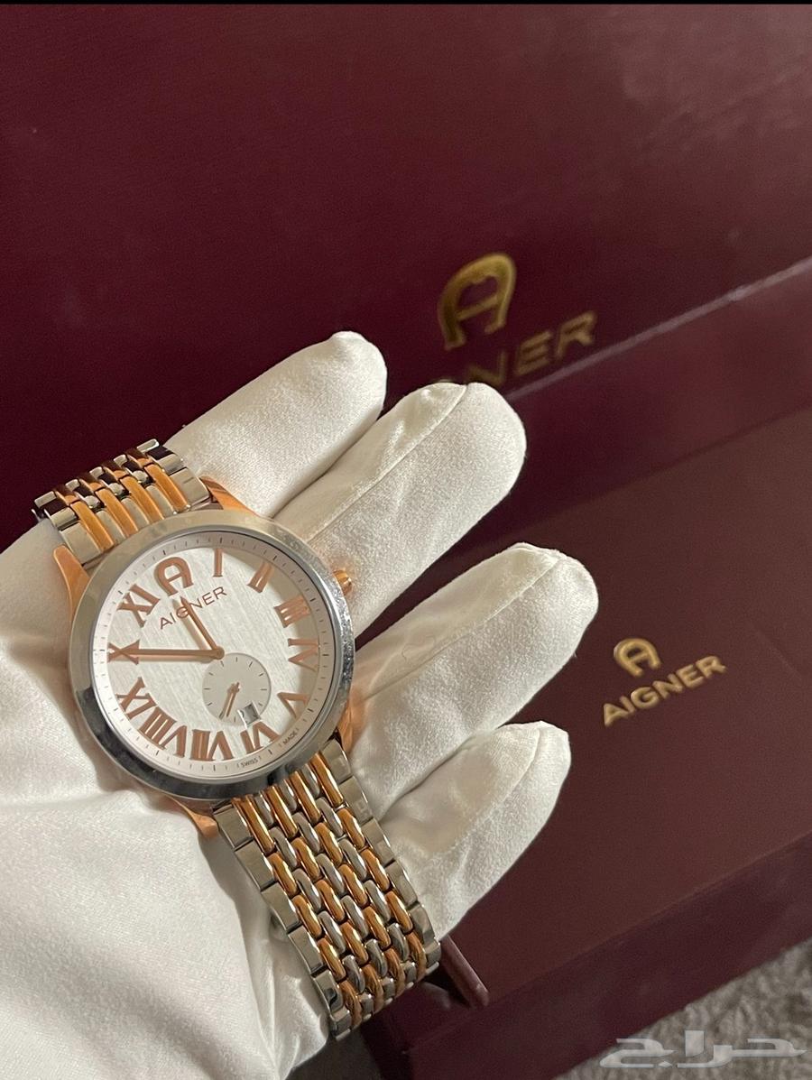 Various authentic watches64418322858498114