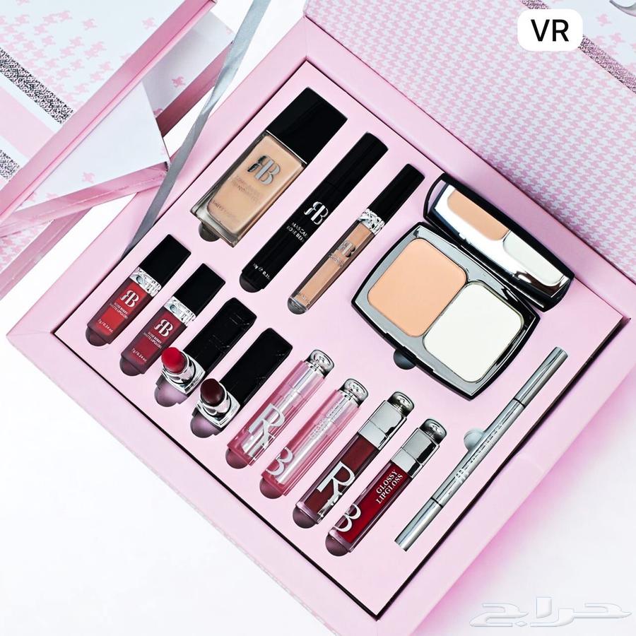 عررض اليوم الوطني اي بكج مكياج بسعر 195 بسس64416743308290114