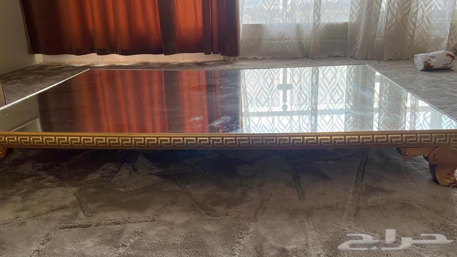 Serving tables64416267741313111