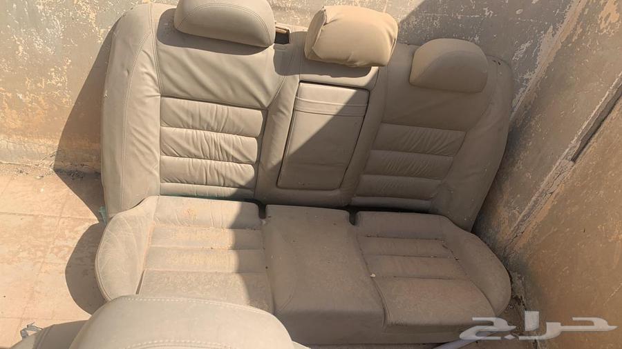 مراتب سكودا سوبر بي نظيفه مع عدد 4 ديكورات أبواب64413851457923110