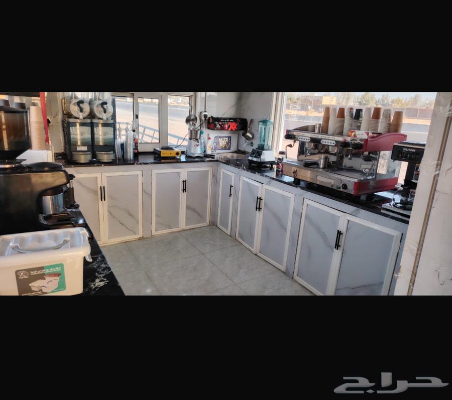 كشك كوفي شوب للبيع بكامل معداته64414184169603111