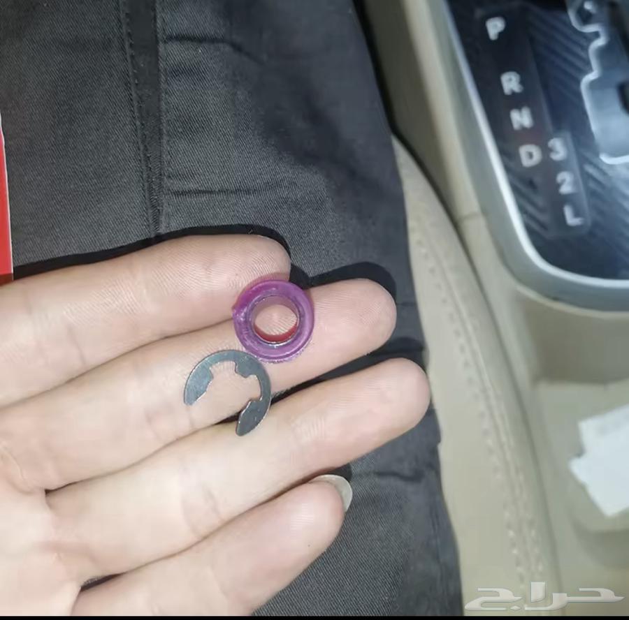 ربله - جلبة - جلده قير عصا الجير تصلح لاغلب السيارات64573263209345110