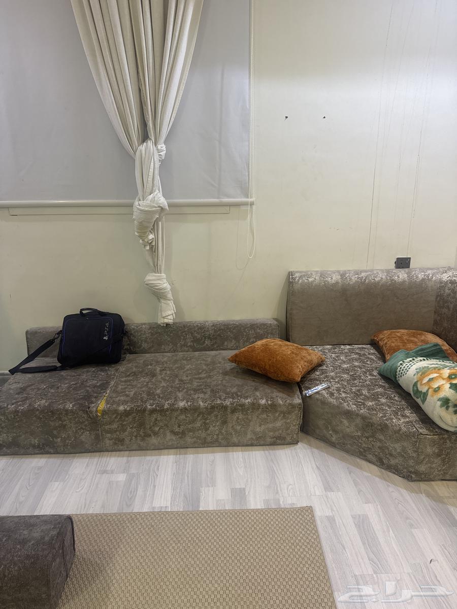 اثاث متنوع للبيع64413071165825111