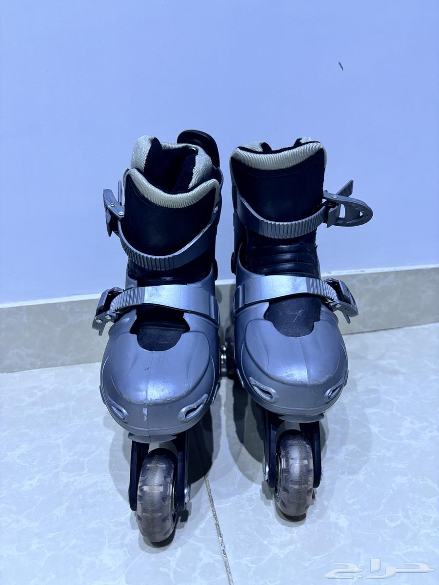 2 حذاء لعبة سكيت مقاس 29-32 لون أسود و رمادي64418634776835113