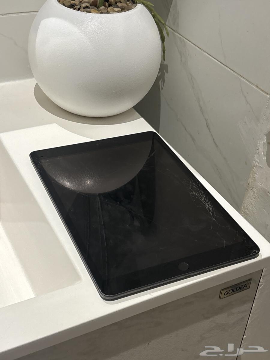 ايباد ممتاز للبيع بدون آيكلاود أو بيانات .64417075435651110